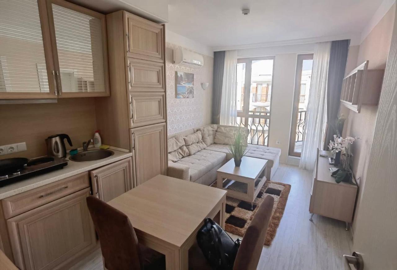 Harmony Suitеs Apartment ซันนีบีช ภายนอก รูปภาพ